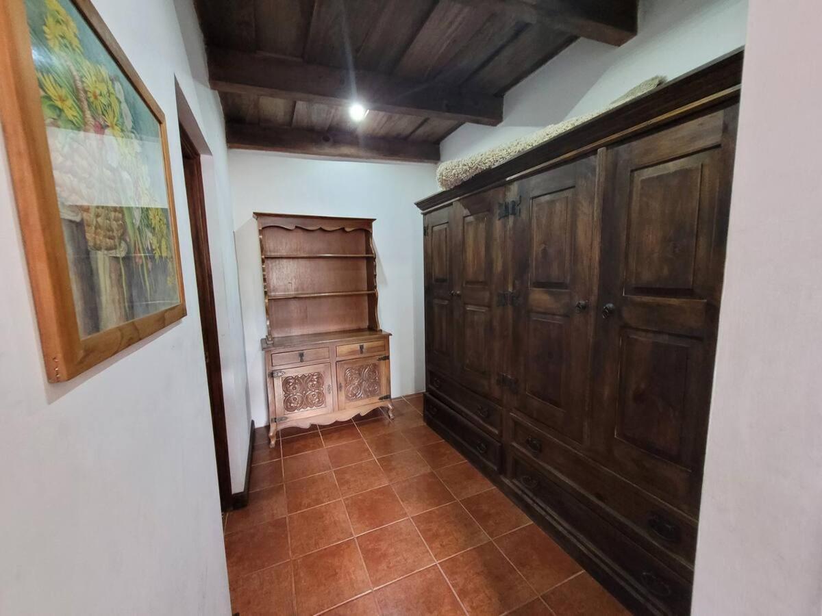 Amplia Casa Antigua Guatemala Con Pergola Y Jardin Villa Ngoại thất bức ảnh